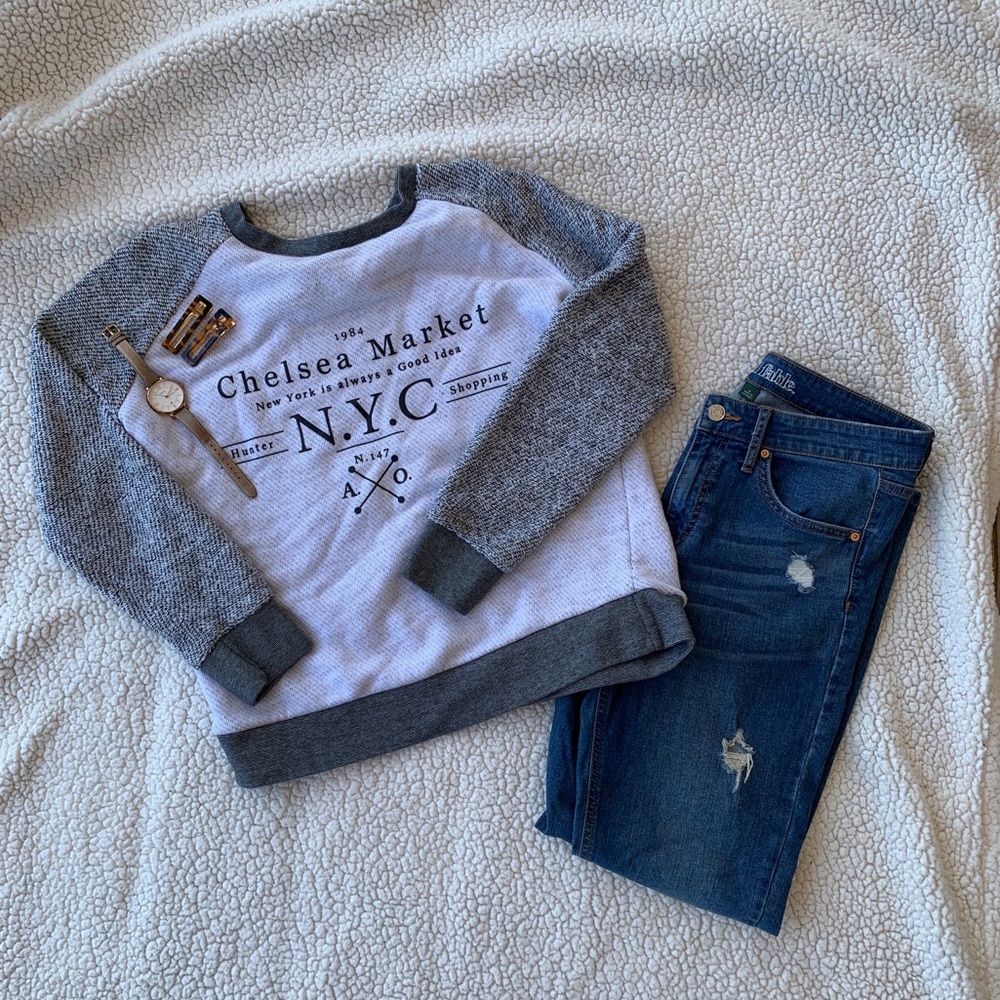 Chelsea Market Crew Neck Sweatshirt - M